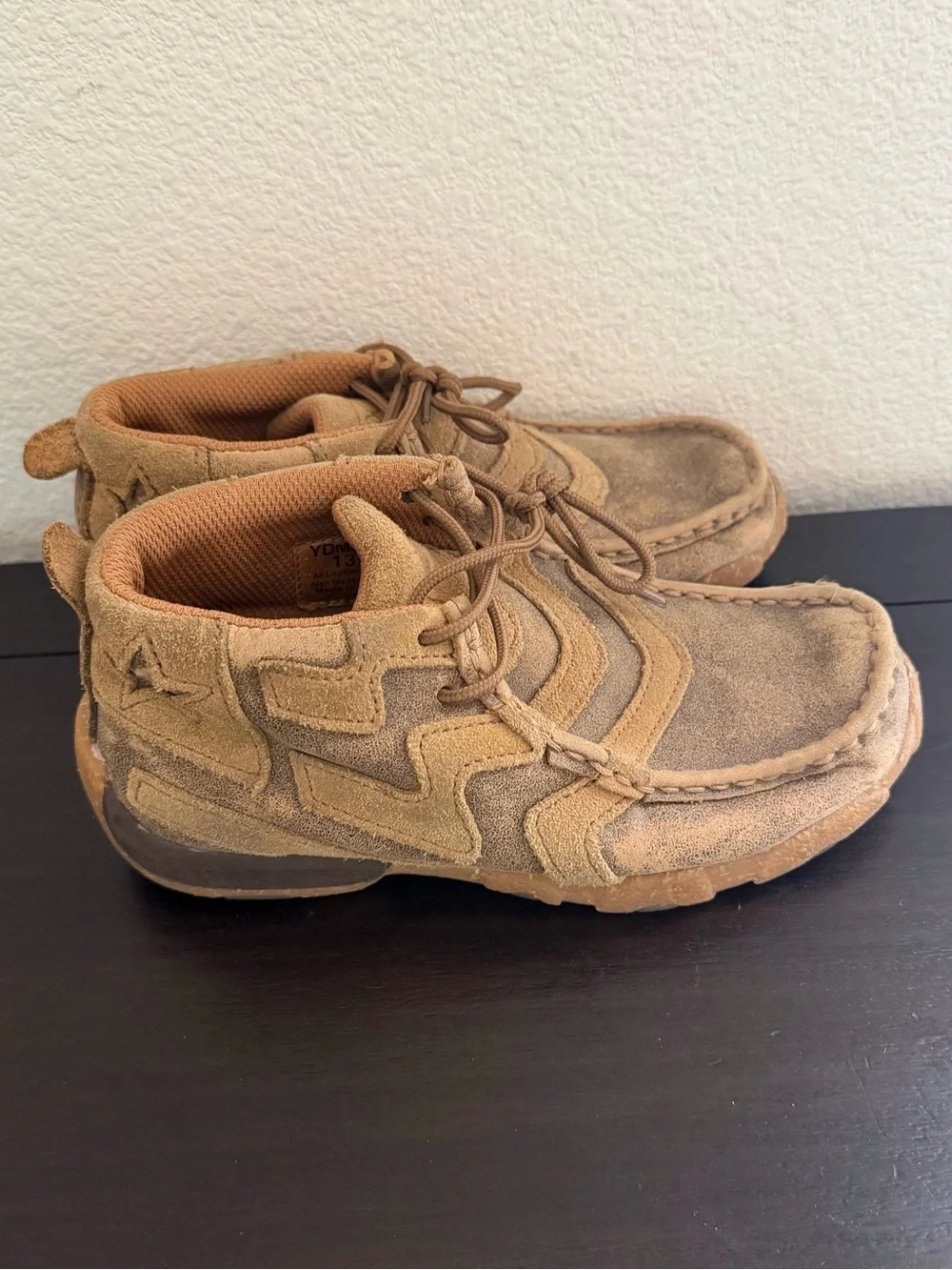 Twisted X Kids Driving Moc VFW Bomber Tan Suede Casual Mid-Top Shoes 13M